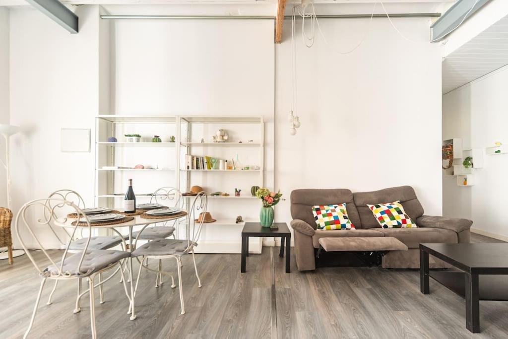 120 Sqm Loft-Style Apartment Beach Royal Marina バレンシア エクステリア 写真